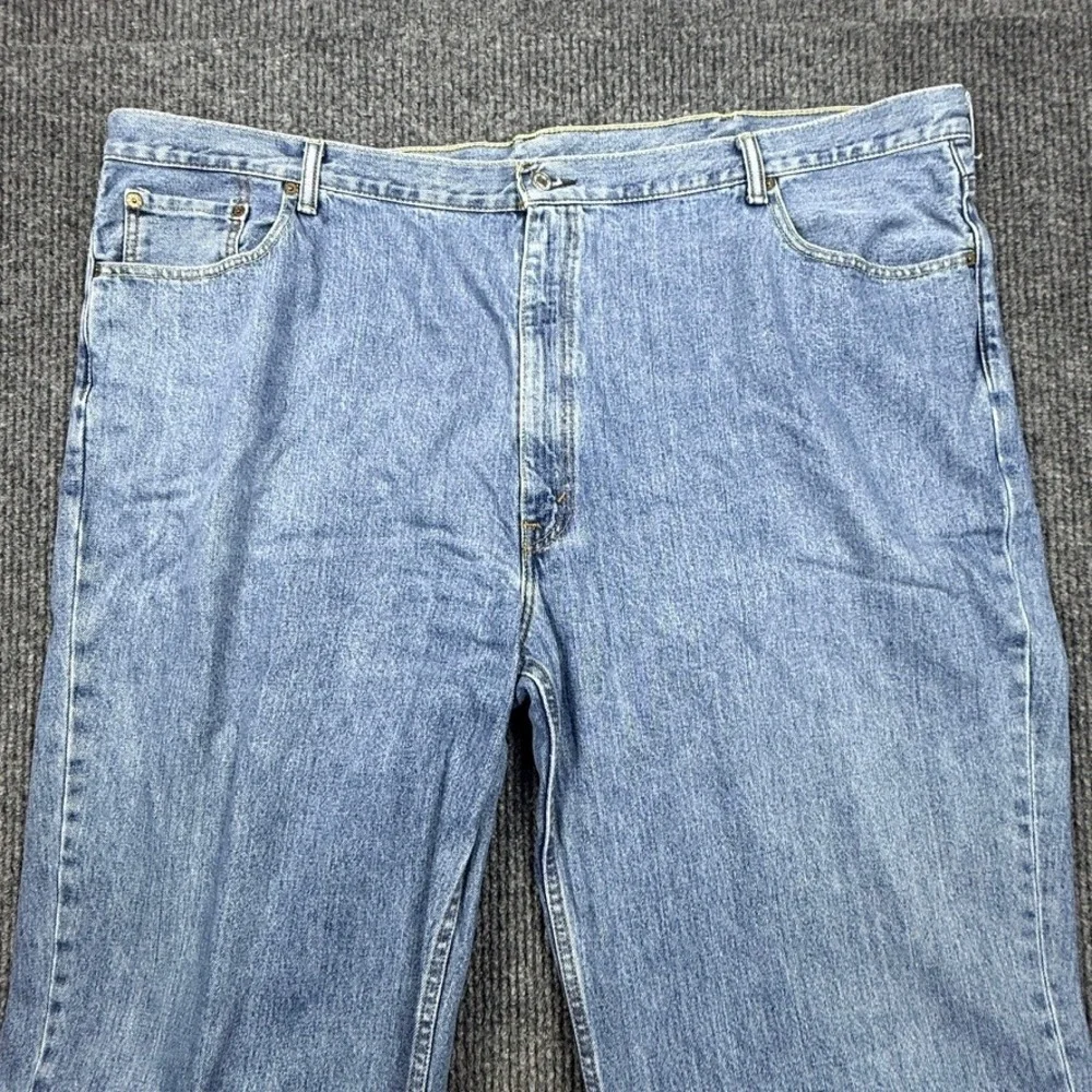 Levis 550 Relaxed Fit Blue Denim Jeans Mens 48x30 Medium Wash Tapered Leg